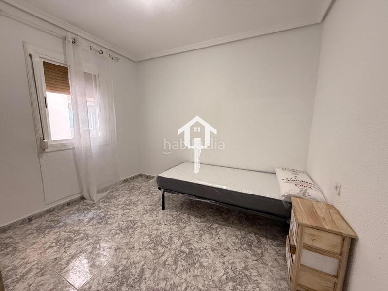Foto 7f04d20b-c100-43d6-924d-0999d0684241. Piso  en venta en virgen del remedio, 3 habitaciones, balcón acristalado y ascensor en Alicante