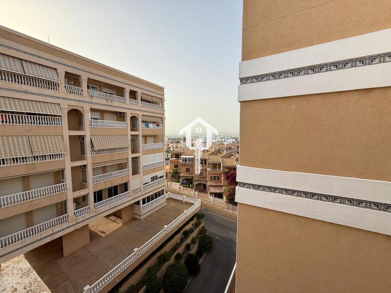 Foto 9878fe4a-8da0-4e1a-8e2d-833300aba0fd. Appartement avec piscine dans Los Arenales del Sol Elche / Elx