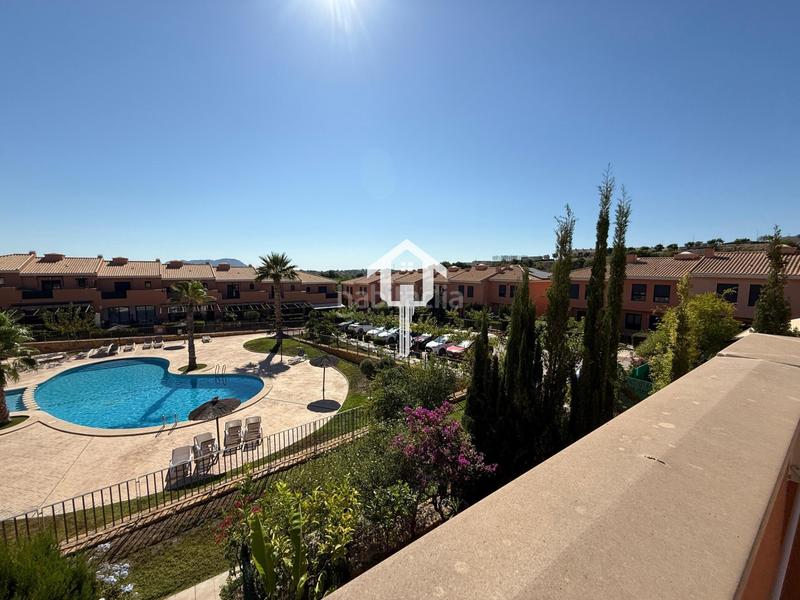 Foto 598c3f3b-e290-41d2-8076-6c5564443a38. Casa adosada chaelt adosado en venta en alenda golf en Monforte del Cid