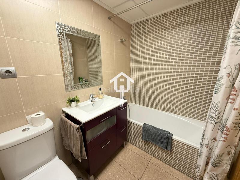 Foto dfdaa79b-6f97-4909-89f6-3b5edf3aaa3c. Casa adosada chaelt adosado en venta en alenda golf en Monforte del Cid