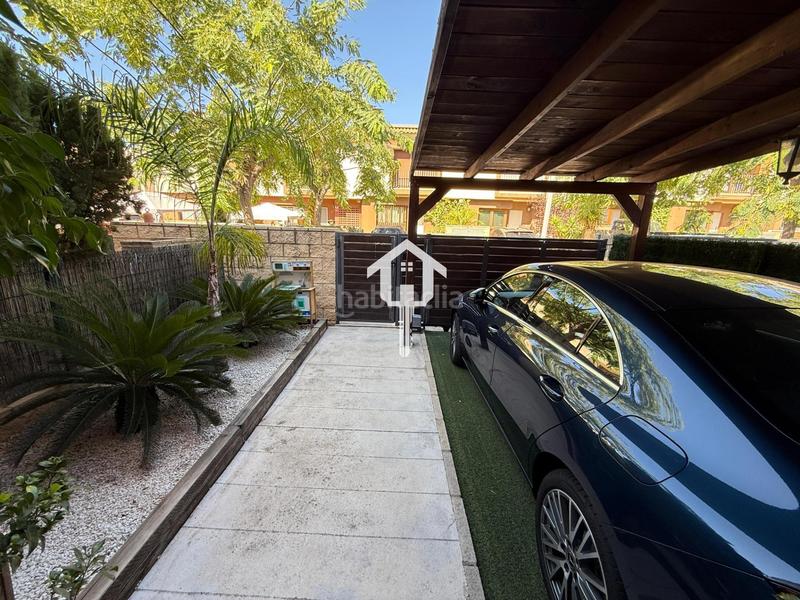 Foto e0821e1a-9f23-45f5-867d-b581ee38400d. Casa adosada chaelt adosado en venta en alenda golf en Monforte del Cid