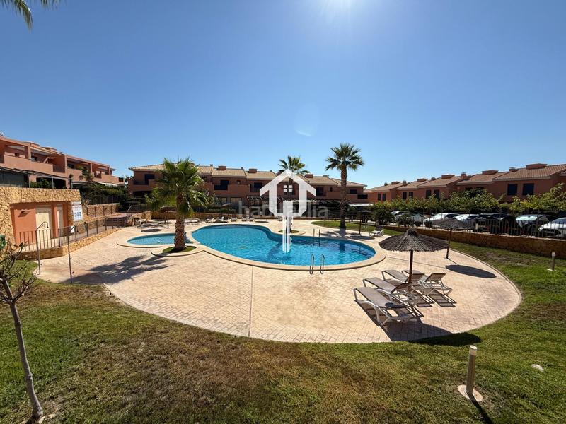 Foto ed2a489b-b301-4b6a-a713-9717af45ba87. Casa adosada chaelt adosado en venta en alenda golf en Monforte del Cid