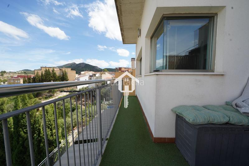 Foto 2bf829ca-a2db-4016-a48c-dcdea27dd2e7. Casa adosada chalet adosado en venta en alcoy en Centre-Zona Alta Alcoi