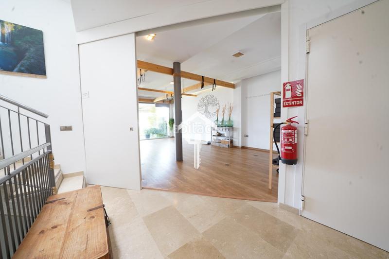 Foto 79ff5d1a-5ebe-4420-a644-091f9e907842. Casa adosada chalet adosado en venta en alcoy en Centre-Zona Alta Alcoi