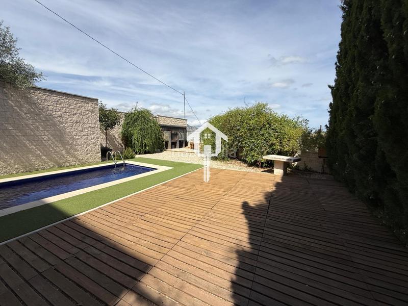 Foto ace7d87d-a592-41df-aa35-67226197f384. Casa adosada chalet adosado en venta en alcoy en Centre-Zona Alta Alcoi