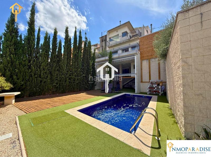 Foto b785cb11-0562-484d-bfba-5f4d8e4e2f01. Casa adosada chalet adosado en venta en alcoy en Centre-Zona Alta Alcoi