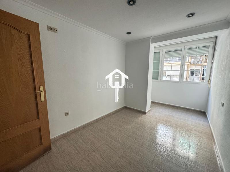 Foto 2b6bb294-3a65-478c-b8e1-6a39cb294d20. Flat in Carolinas Altas Alicante