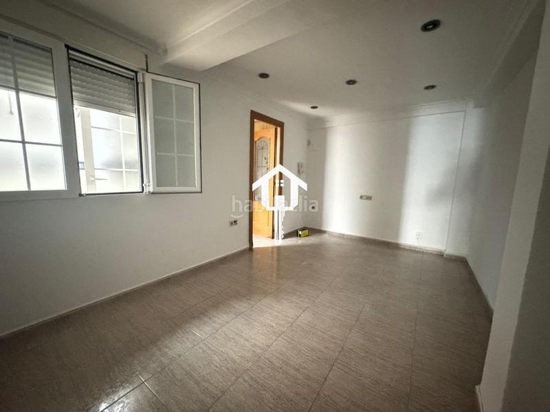 Foto e8950c33-3419-4074-b751-eeadca8c03d3. Flat in Carolinas Altas Alicante