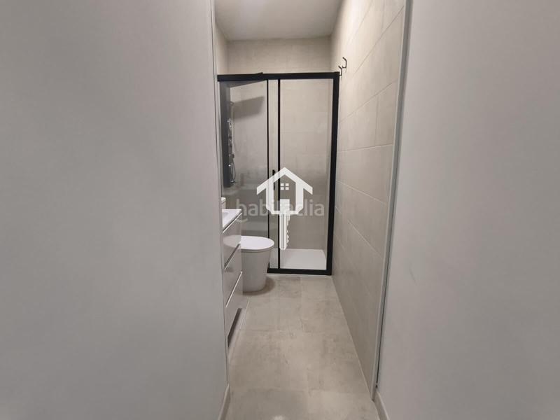 Foto da8dea92-aeee-4be3-876b-a3fcefece525. Local comercial a Carolinas Altas Alicante