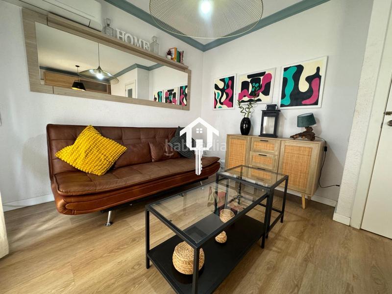 Foto 4a6e809c-165d-4356-b0e9-877f3b8819b3. Pis a Mercado Alicante