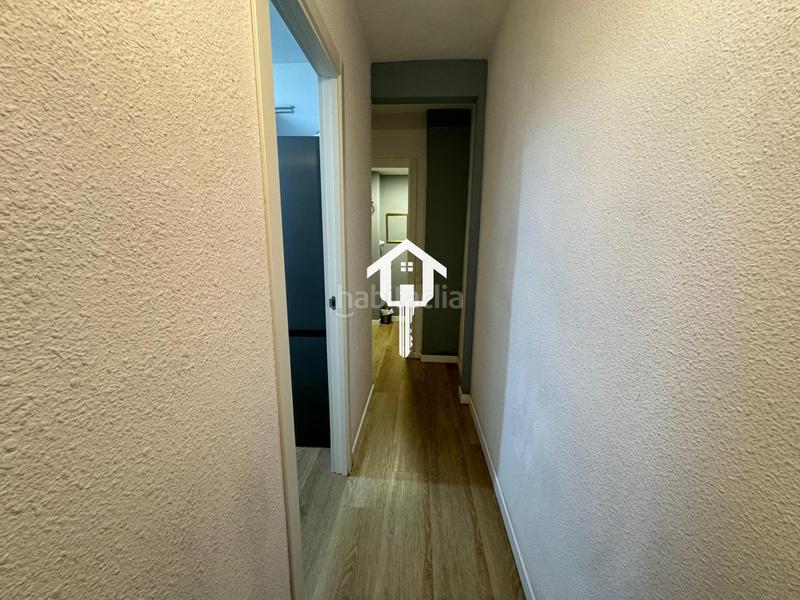 Foto ed7fd670-47b3-4ba9-8928-73a42053fce7. Pis a Mercado Alicante