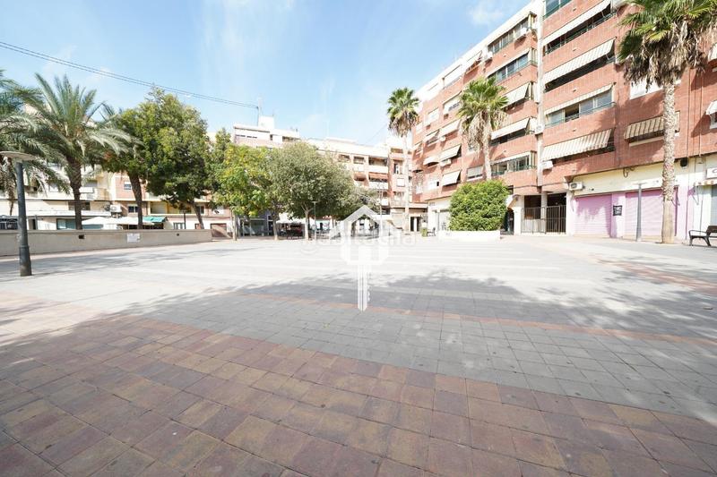 Foto 4618d76c-a074-4705-a4e9-995e9f3359ce. Flat in Florida Alta Alicante