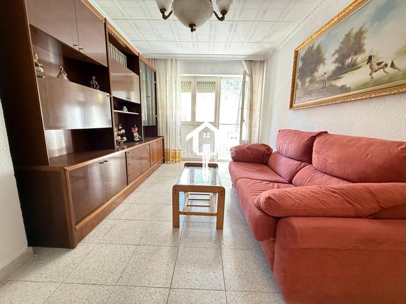 Foto 705e761d-3691-4ddc-911e-3dadcdf61db4. Flat in Carolinas Bajas Alicante