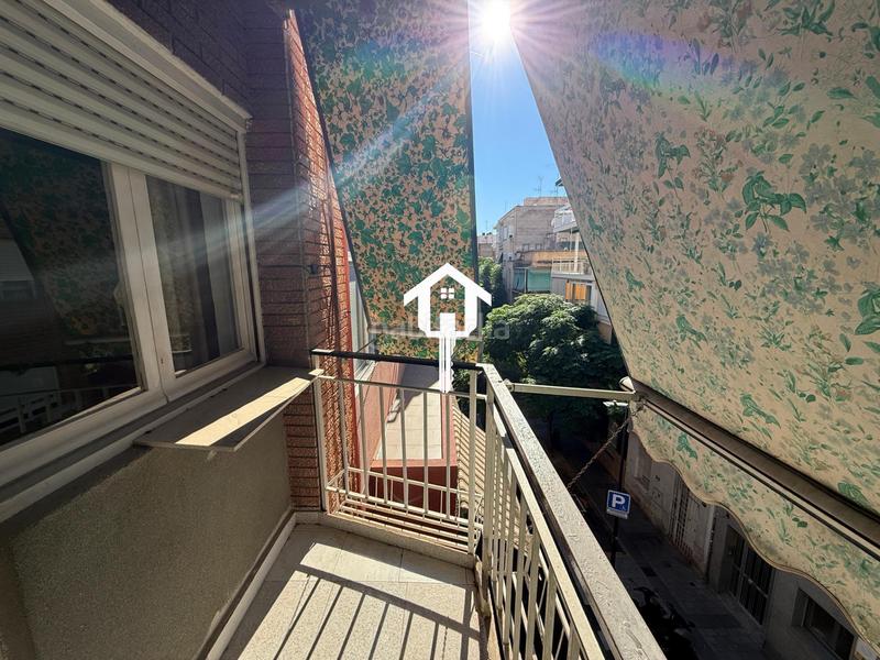 Foto b721240a-fe43-4b3a-8abe-cbdd1cf8c136. Flat in Carolinas Bajas Alicante