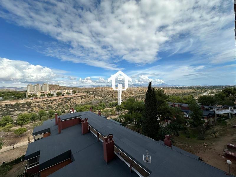 Foto 50ef665f-2e8c-4574-9c44-16a458e4daf3. Flat with pool in Juan XXIII Alicante