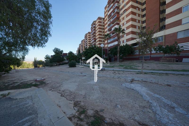 Foto 52a03330-2bb8-437f-b297-3085babd6861. Pis amb piscina a Juan XXIII Alicante