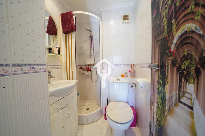 Foto 70219a3f-1061-4333-a701-a1a125cd3255. Flat with pool in Juan XXIII Alicante