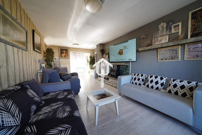 Foto c6a6b2a1-652f-4761-9b44-e9060b3461c6. Flat with pool in Juan XXIII Alicante