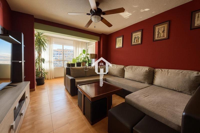 Foto 056b757c-4cfe-432c-8ac6-e89b1074590c. Piso  en venta en ciudad elegida, 3 habitaciones, piscina, garaje y vistas al mar en Alicante