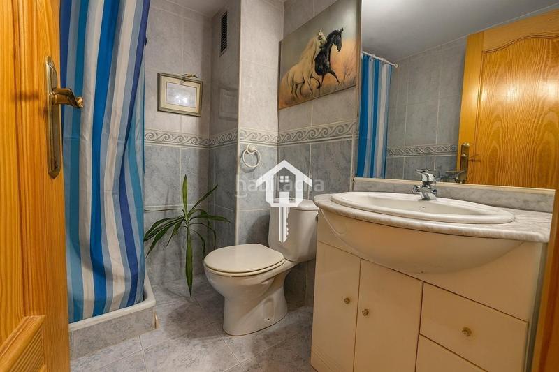 Foto 1b475fd7-6240-4fbf-a118-447ea38f7528. Piso  en venta en ciudad elegida, 3 habitaciones, piscina, garaje y vistas al mar en Alicante