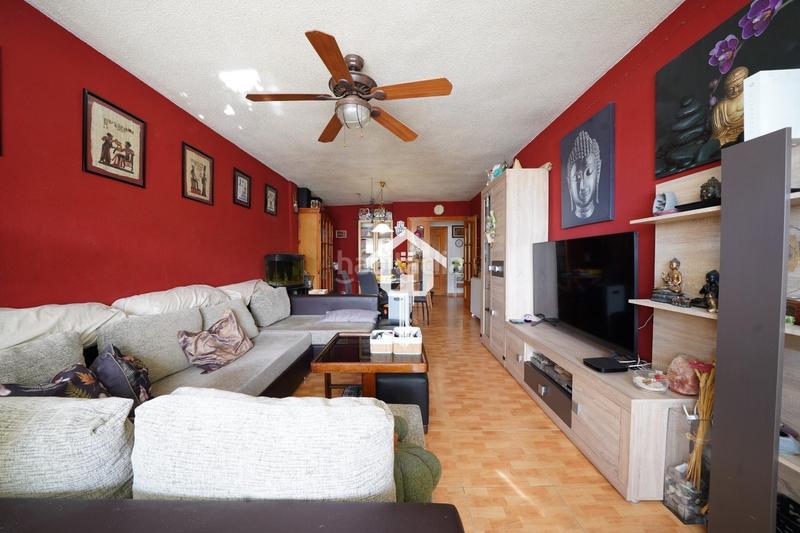 Foto 73d46f9d-6e54-4429-acc8-d597ef42d1d2. Piso  en venta en ciudad elegida, 3 habitaciones, piscina, garaje y vistas al mar en Alicante