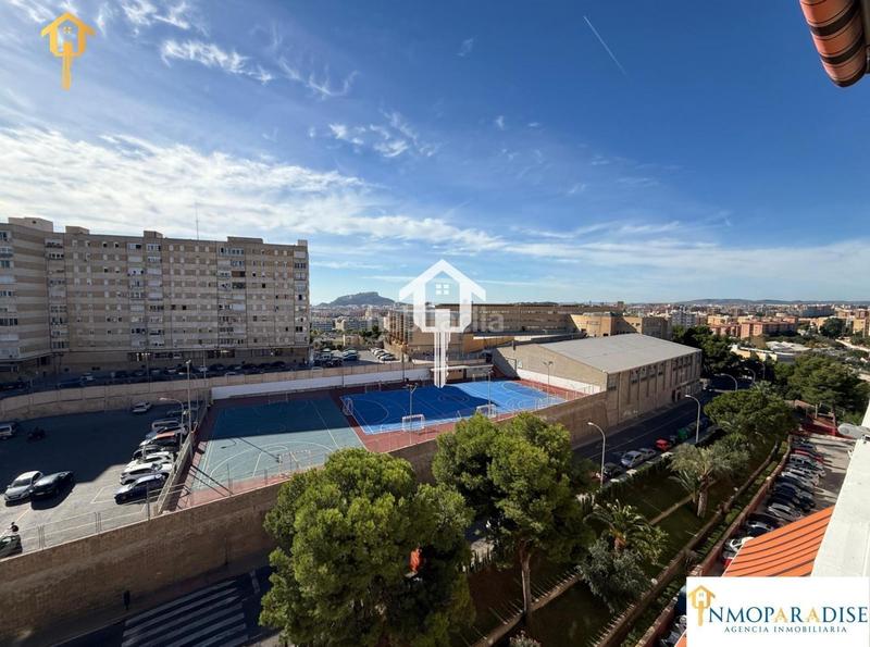 Foto 8f79bc4f-ffc3-45ac-afc1-2fbccfd218d4. Piso  en venta en ciudad elegida, 3 habitaciones, piscina, garaje y vistas al mar en Alicante