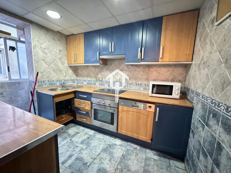 Foto 160434bd-451f-4742-b722-51eda040bc56. Appartamento in Virgen del Remedio - Parque Lo Morant Alicante