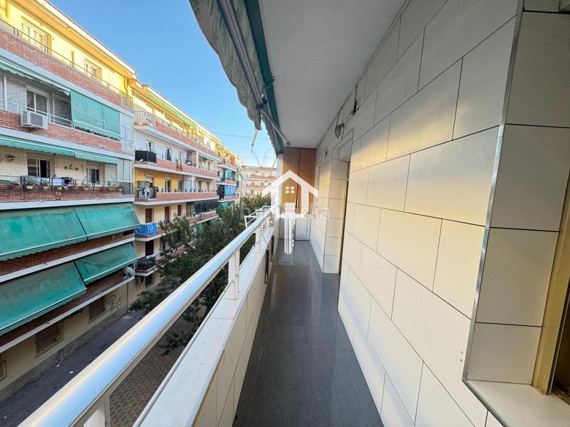 Foto 9be986f4-c107-401c-a9a0-aaf9656b66b6. Appartamento in Virgen del Remedio - Parque Lo Morant Alicante