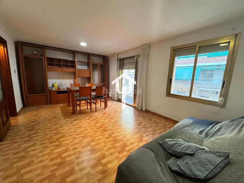 Foto badd77d5-fe2b-4d35-8d1f-e64e723ae2f4. Appartamento in Virgen del Remedio - Parque Lo Morant Alicante