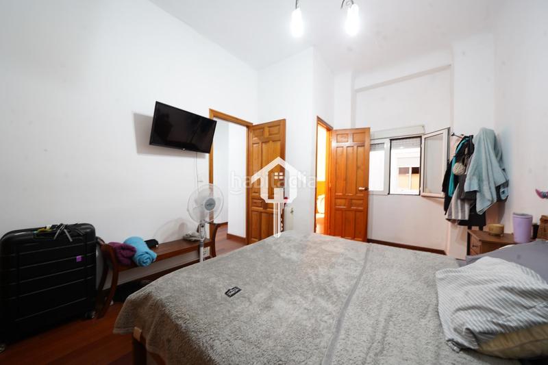 Foto 9d094b72-ddfb-46c1-bce0-027f6ec10d73. Piso inmoparadise ofrece espectacular piso en venta en exclusiva en el centro en Alicante