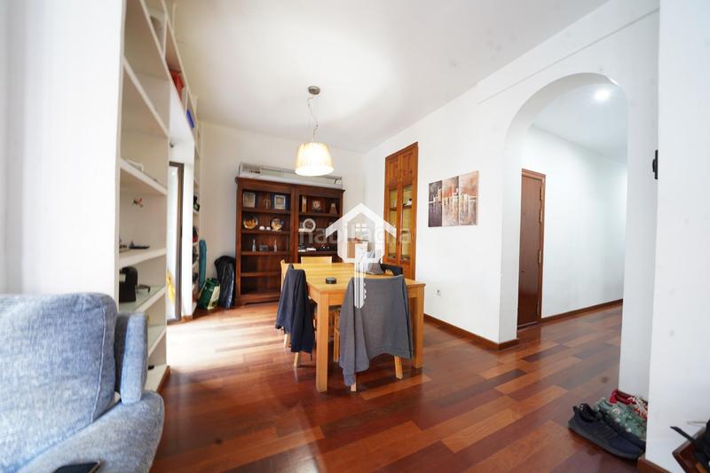 Foto b1a42186-8b36-45db-91f5-7c62c4fef062. Piso inmoparadise ofrece espectacular piso en venta en exclusiva en el centro en Alicante