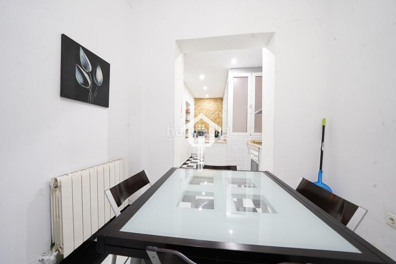 Foto d1321e02-ef90-42ee-956f-a6d4592bf828. Piso inmoparadise ofrece espectacular piso en venta en exclusiva en el centro en Alicante