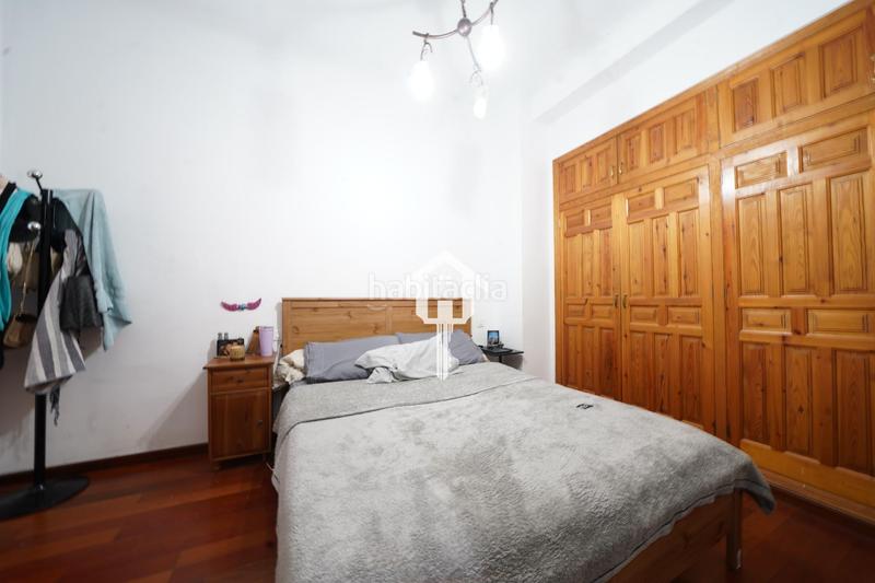 Foto d80a7ac7-f3b3-4a40-b29d-55cc7d582a17. Piso inmoparadise ofrece espectacular piso en venta en exclusiva en el centro en Alicante