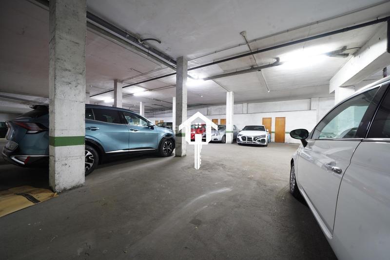 Foto 0a229267-9102-4ee1-b198-96fd7b82c9cb. Etagenwohnung mit parking in Ensanche-Diputación Alicante