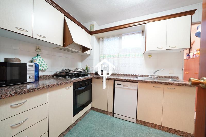 Foto 8a44367e-9d66-4d2c-99ba-70742ea12380. Etagenwohnung mit parking in Ensanche-Diputación Alicante