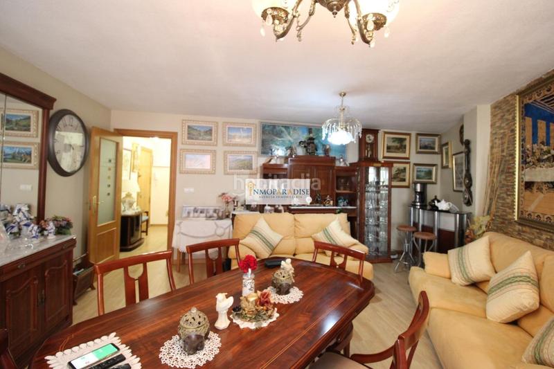 Foto 3ff3713d-074d-4e4a-8bb8-ccd38d5426b1. Piso  en venta en Carolinas Bajas, con patio, balcón y garaje en Alicante