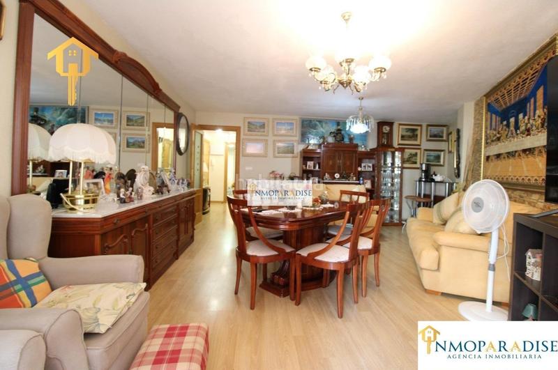 Foto 649ab788-1953-430b-ba53-a87e6a5476e0. Piso  en venta en Carolinas Bajas, con patio, balcón y garaje en Alicante