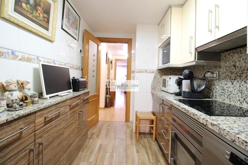 Foto c7226ac9-d80a-4604-bc1f-9f97dff8b712. Piso  en venta en Carolinas Bajas, con patio, balcón y garaje en Alicante