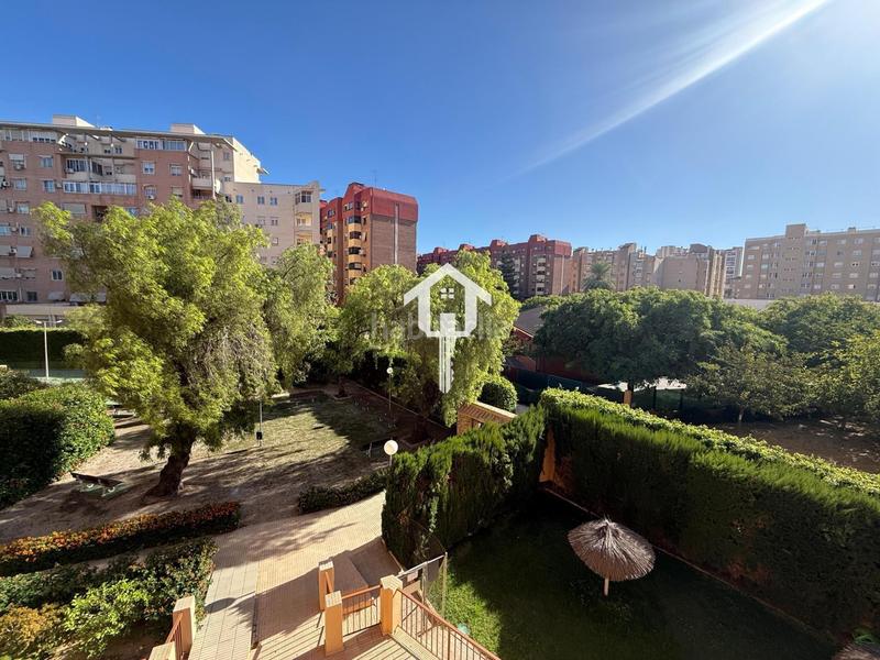 Foto 068a634e-d64c-4ba2-9d05-b6efe5ab4c3c. Pis amb aparcament piscina a San Blas Alicante