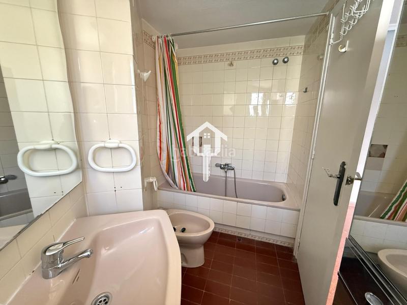 Foto 425d39ed-3ca7-47a9-b2fd-af4e0b783c54. Pis amb aparcament piscina a San Blas Alicante