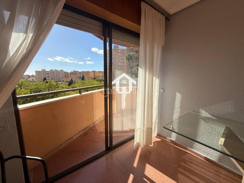 Foto 6b2c7f8d-a147-419a-b823-9691933403f5. Pis amb aparcament piscina a San Blas Alicante