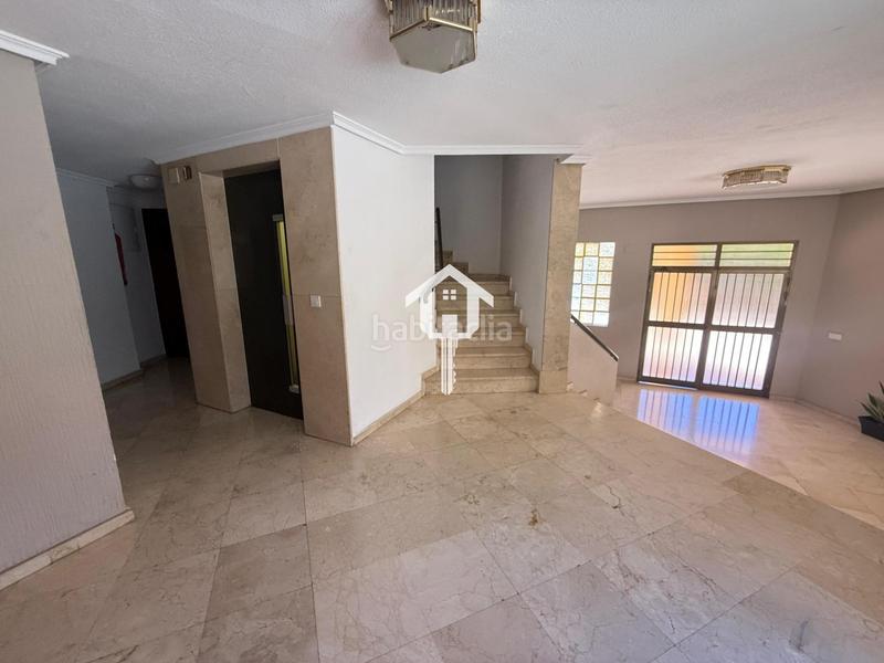 Foto 9bfe9f74-0d70-47fa-b8dc-a24ec7e46e10. Pis amb aparcament piscina a San Blas Alicante