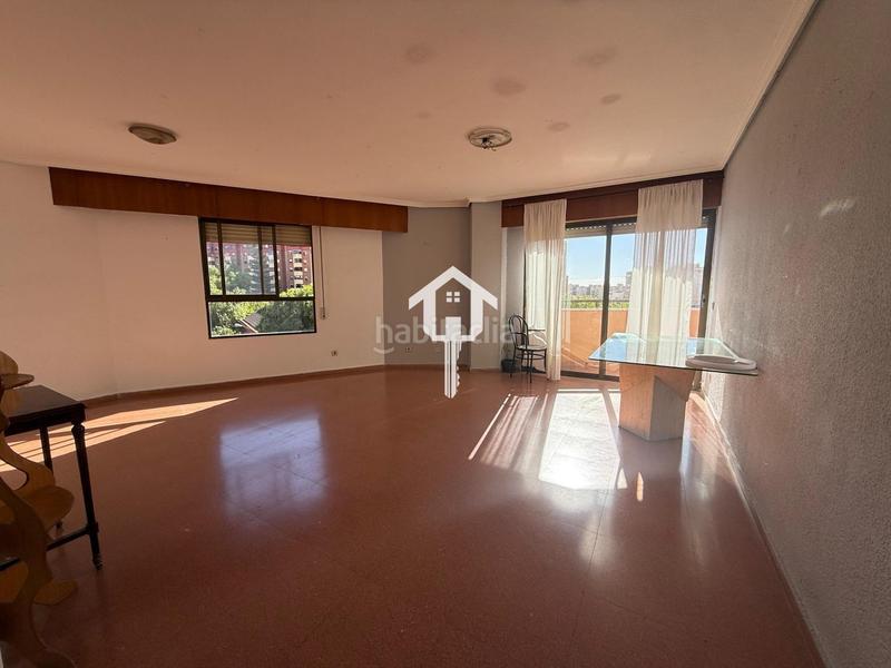 Foto aece99fa-b363-43e3-a72d-be8eb27c1d53. Pis amb aparcament piscina a San Blas Alicante