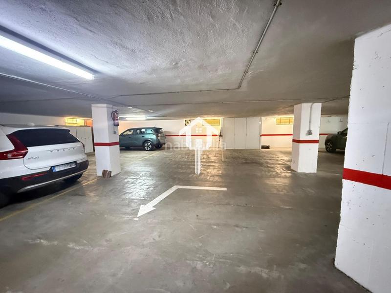 Foto b0ed78fd-beb3-480d-ae2d-044dfc918723. Pis amb aparcament piscina a San Blas Alicante