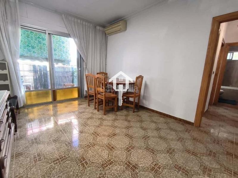 Foto 4fbc1d1d-877b-4a14-95ea-3dc0fd0afa53. Piso en Virgen del Carmen Alicante