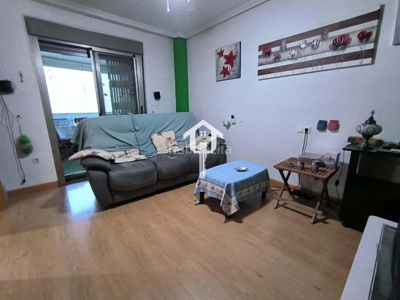 Foto f1584769-216f-4d60-93d4-0e5ac102af7d. Maison jumelée avec chauffage parking dans Centro Sant Vicent del Raspeig