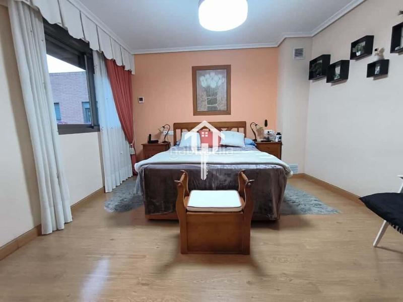 Foto ff39a36d-2d61-49b6-9f9a-78c693e14a53. Semi detached house with heating parking in Centro Sant Vicent del Raspeig