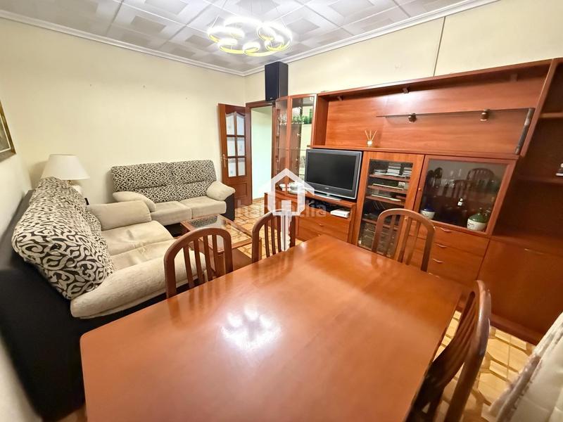 Foto bd9b72d4-a4cd-4ce6-8409-5d7fb8b96171. Pis a San Blas Alicante