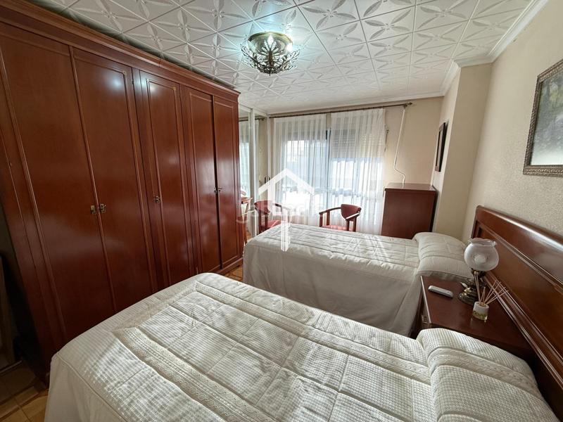 Foto c61f80f6-571d-4ee4-ada3-02f5f8cc559f. Pis a San Blas Alicante