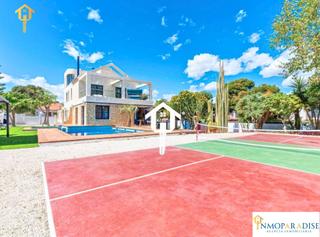 Chalet  Calle calle de concha espina, 12. Chalet de lujo en venta en vistahermosa, alicante  8 habitacione